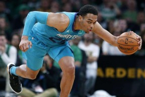 英超冲刺阶段走向成谜，圣安东尼奥马刺状态回暖，媒体盛赞，赛程密集仍需轮换的简单介绍-球速网页版